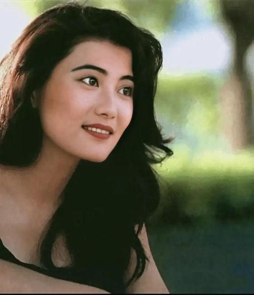 杨丽青年轻时候的照片,杨丽青昔日风采掠影